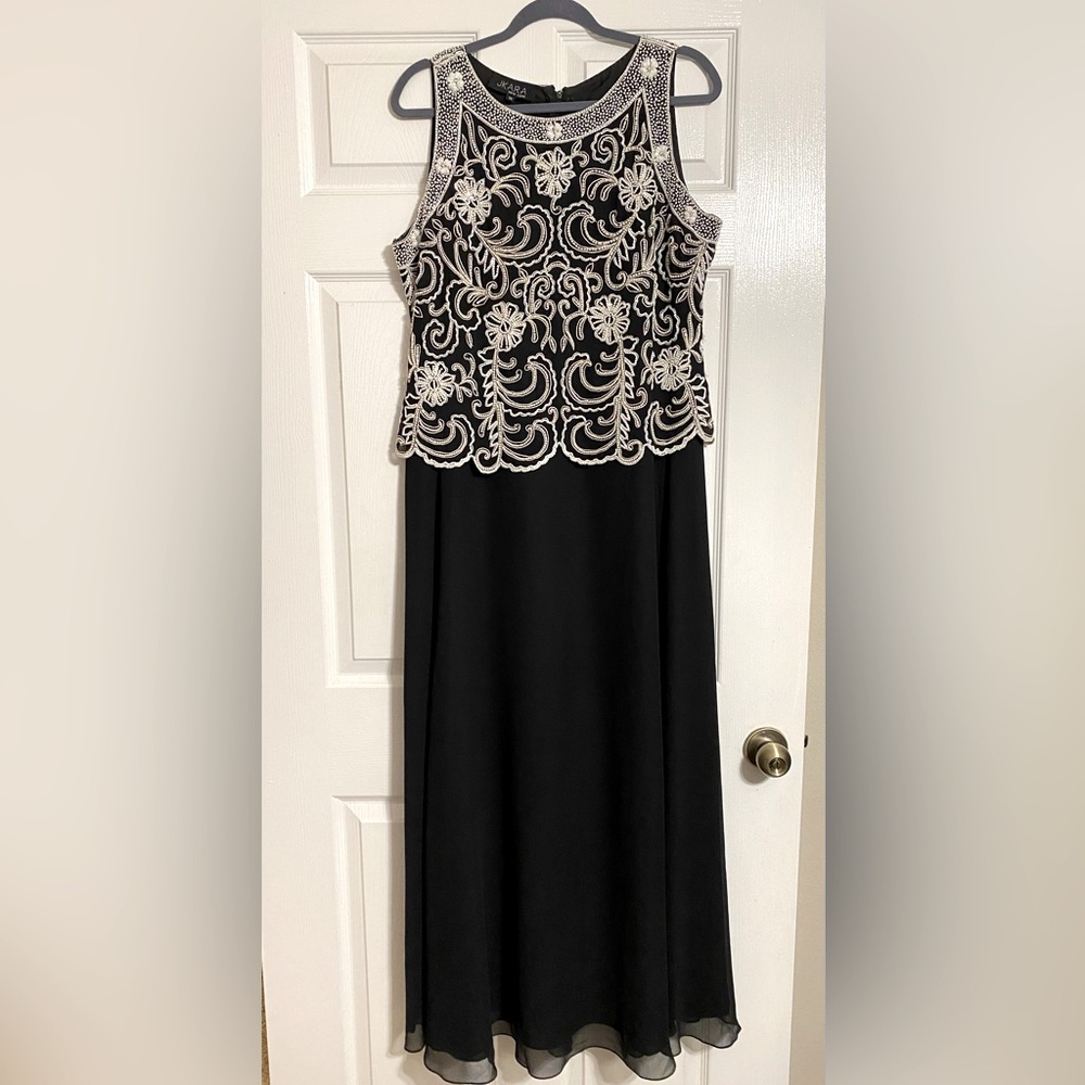 Evening dress. Size 14. Excellent condition